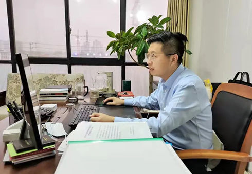 新青年 耀青春 | 高飞：让青春年华在奉献中焕发光彩