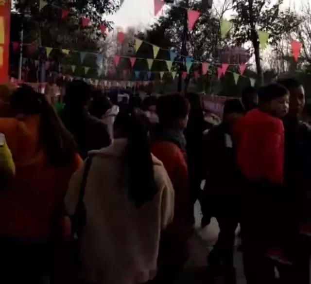 团市委举办“祈福爱情，永结同心”新春相亲大会