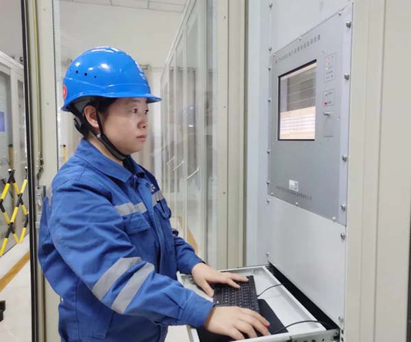 新青年 耀青春 | 蒋佳佳：电气维修界的“女精兵”