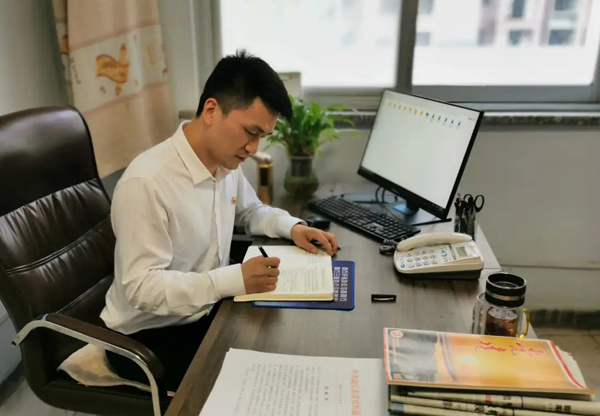 新青年 耀青春 | 韩彬：青春在奋斗中出彩